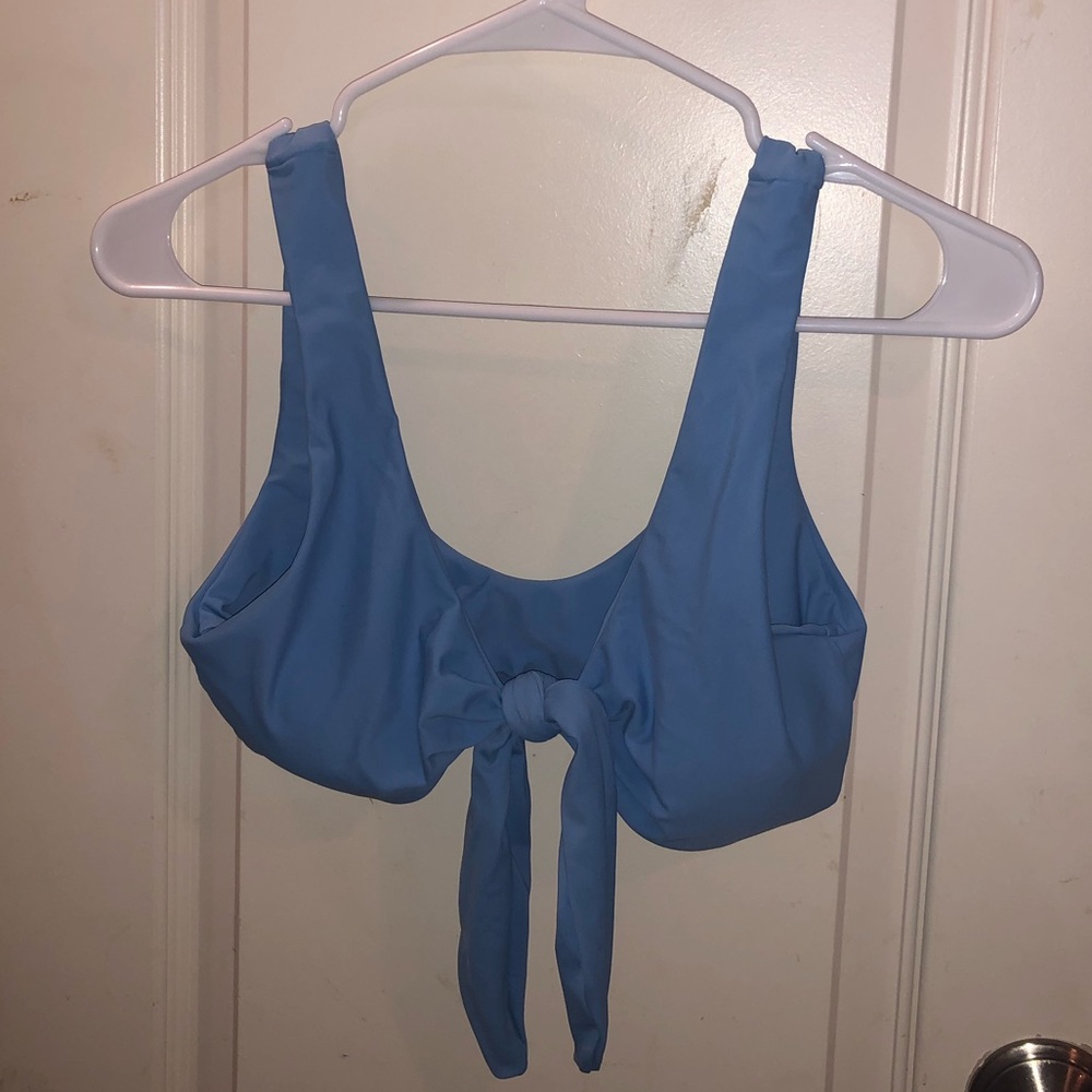BLUE KNOT FRONT BIKINI TOP